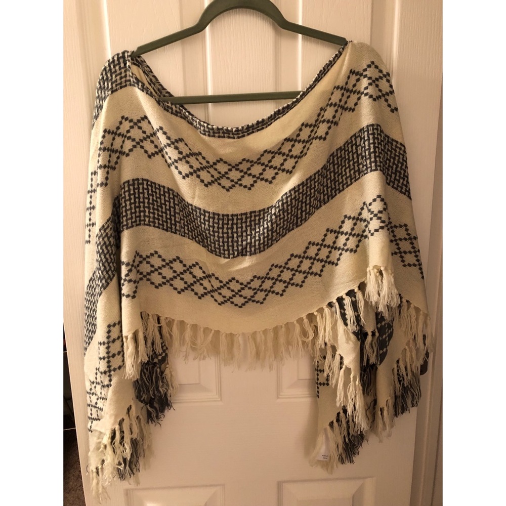 Free people poncho (2 ways to wear see next photo)
